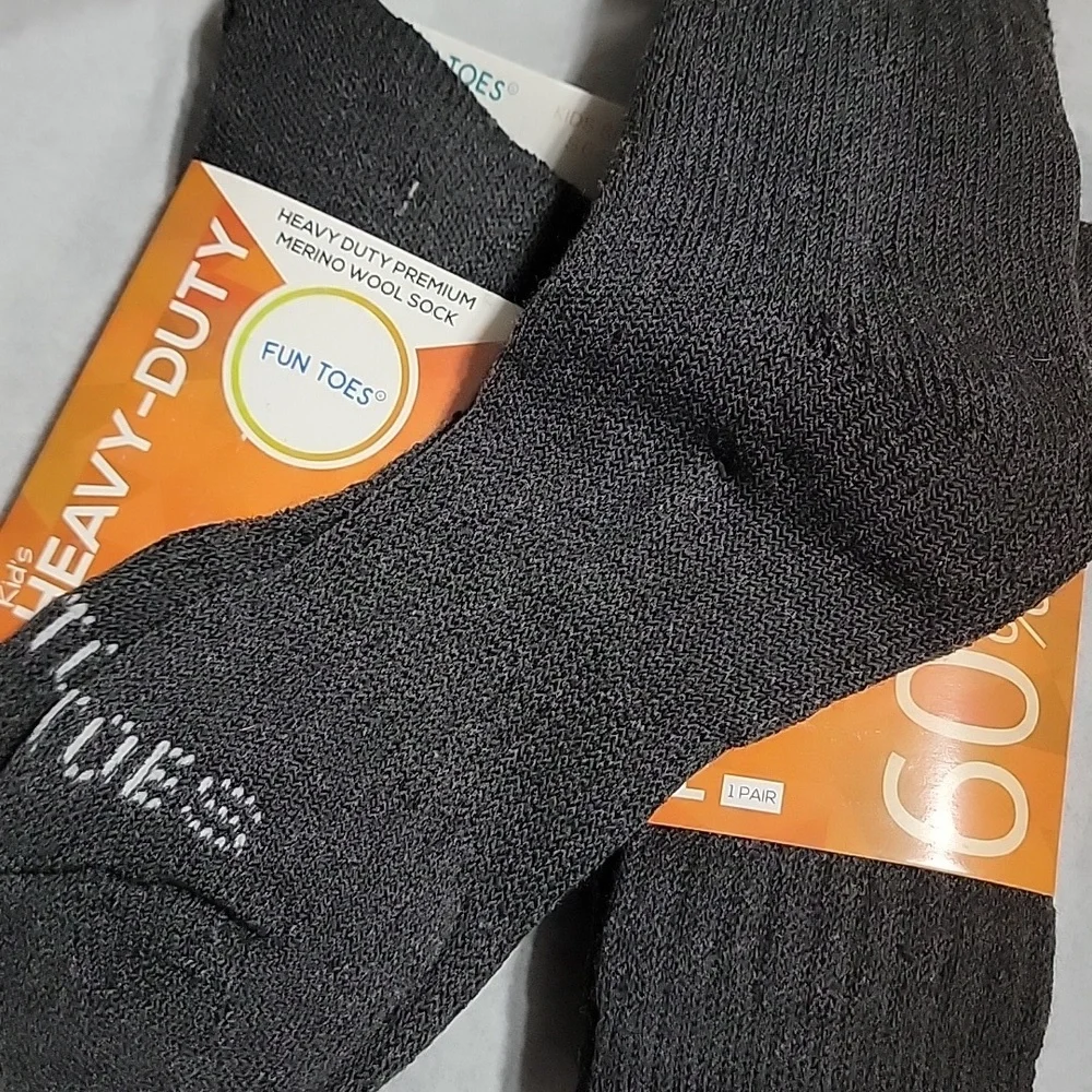 Nwt 3 Pair Merino Wool Fun Toes Kids Socks Cushioned Skiing Winter Snow Hiking